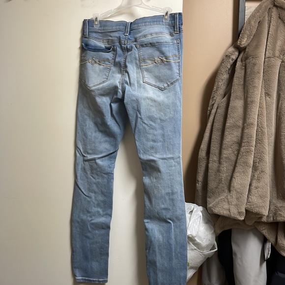 Blue Ripped Jeans - Picture 2 of 2